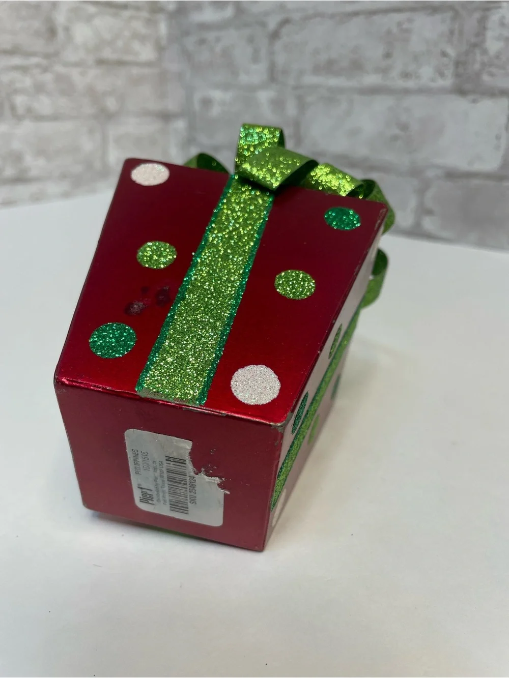 Vintage Pier 1 Glitter Polka Dot Present Bow Metal Rare HTF Red Christmas